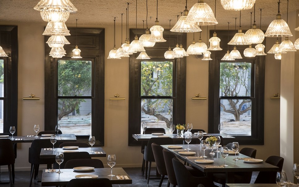 מלון הבוטיק ליר גדרה | מסעדת אברטו | 