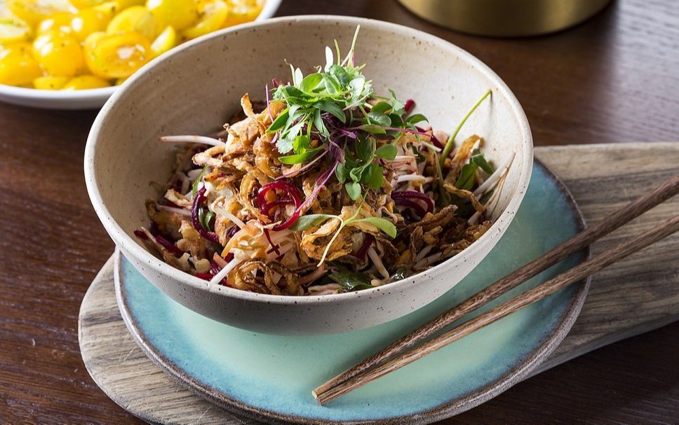 מסעדת אברטו | סלט שורשים מסעדת אברטו