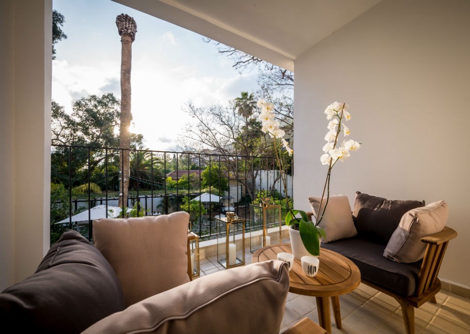  מלון הבוטיק ליר גדרה | מרפסת חדר גארדן 