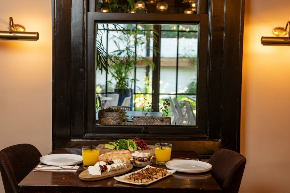 מלון הבוטיק ליר גדרה | ארוחת בוקר 