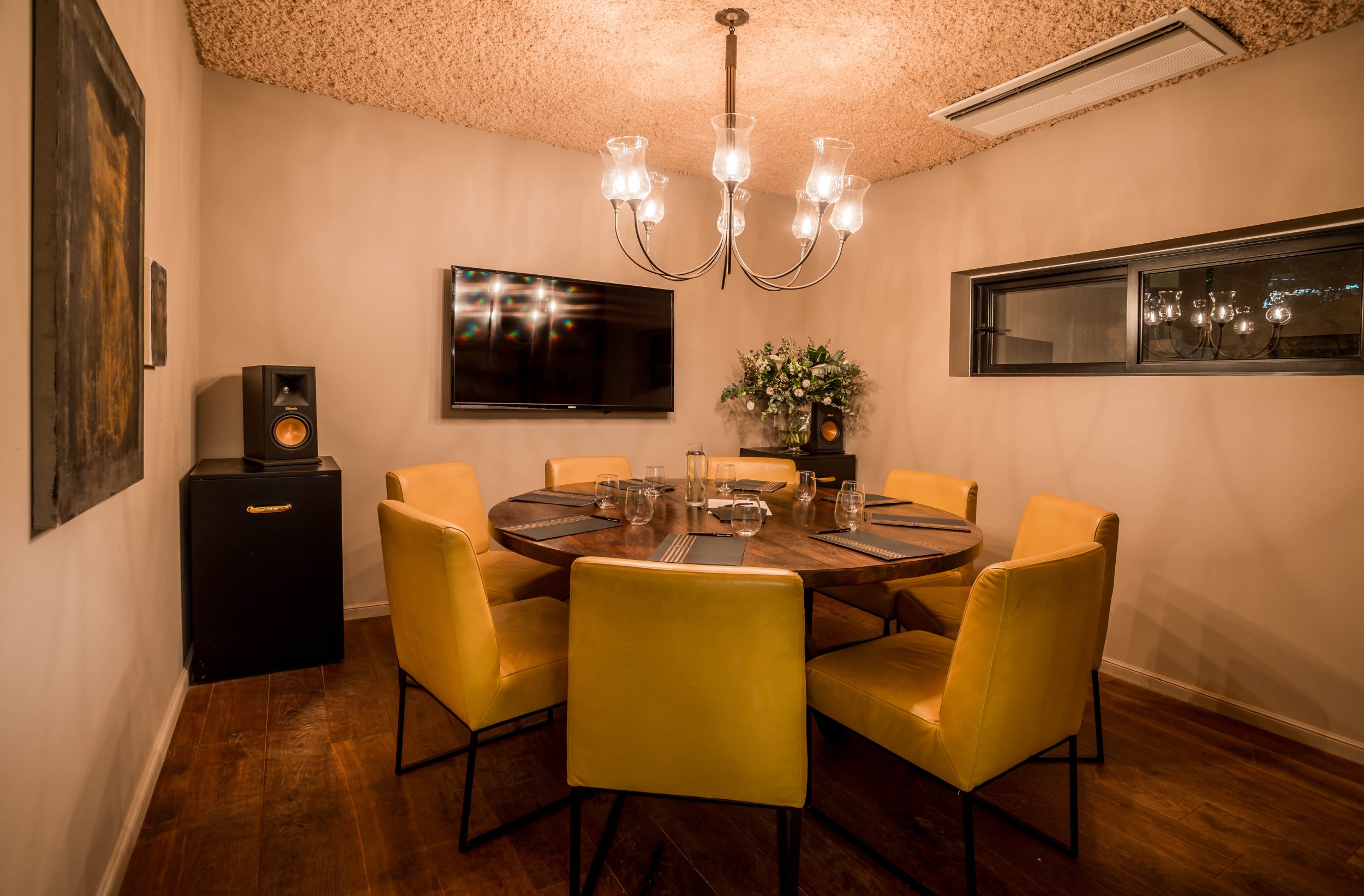 מלון הבוטיק ליר גדרה |  חדר ישיבות