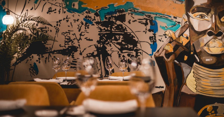 ליר לאונג׳ בר